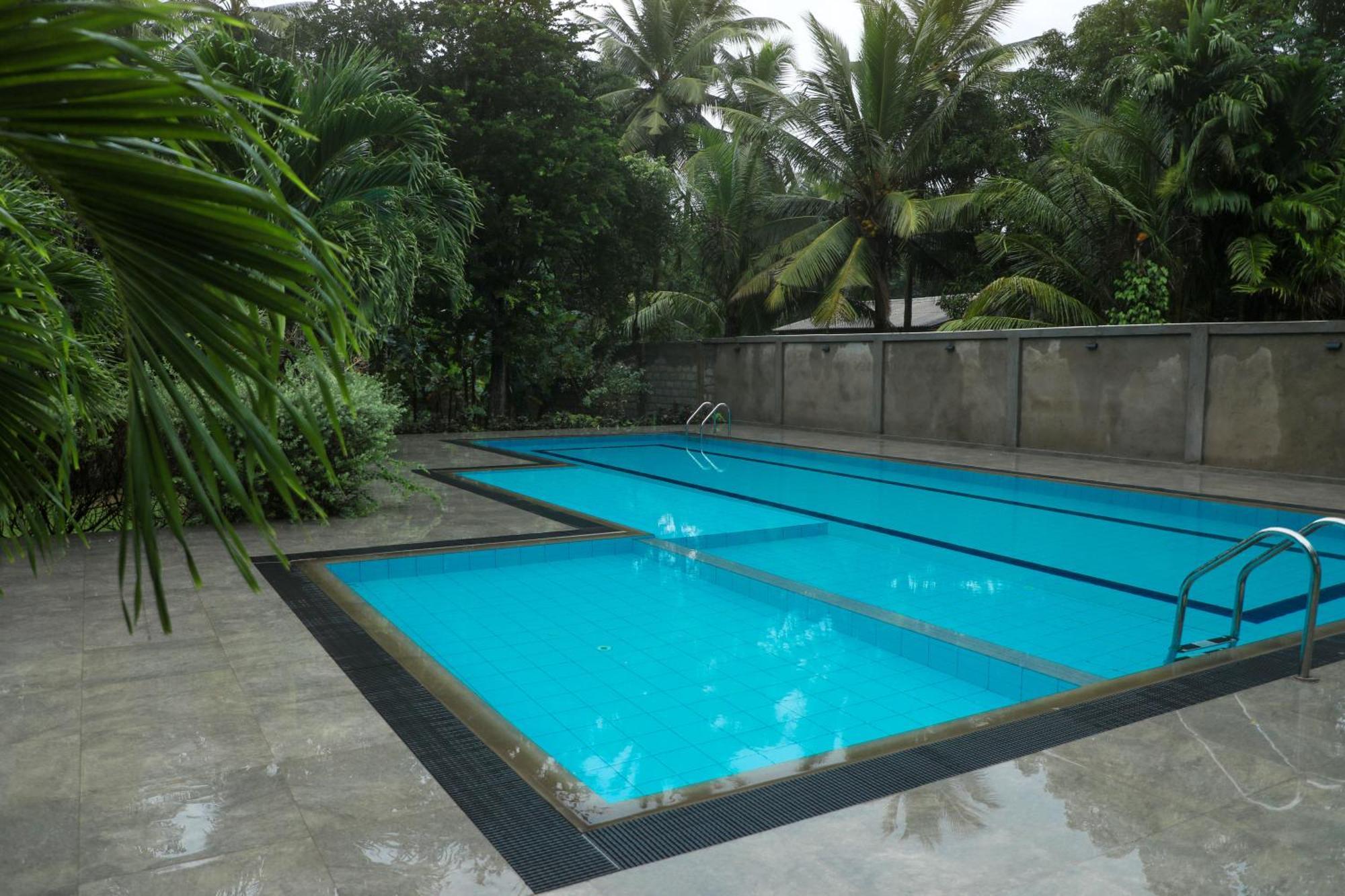 Athkandura Hotel Habarana Exterior photo